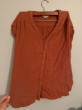 Women’s V-Neck Blouse